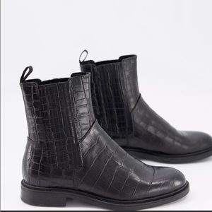 Vagabond leather Chelsea boots